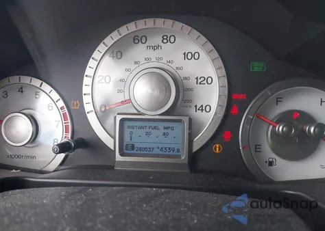 2010 Honda Pilot Touring z USA, uszkodzony, nr VIN 5FNYF3H9XAB012682